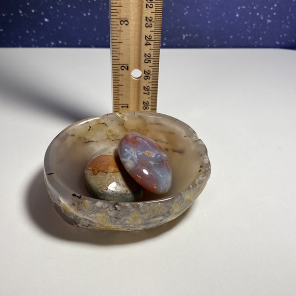 Agate Crystal Bowl - Picture 4 of 4